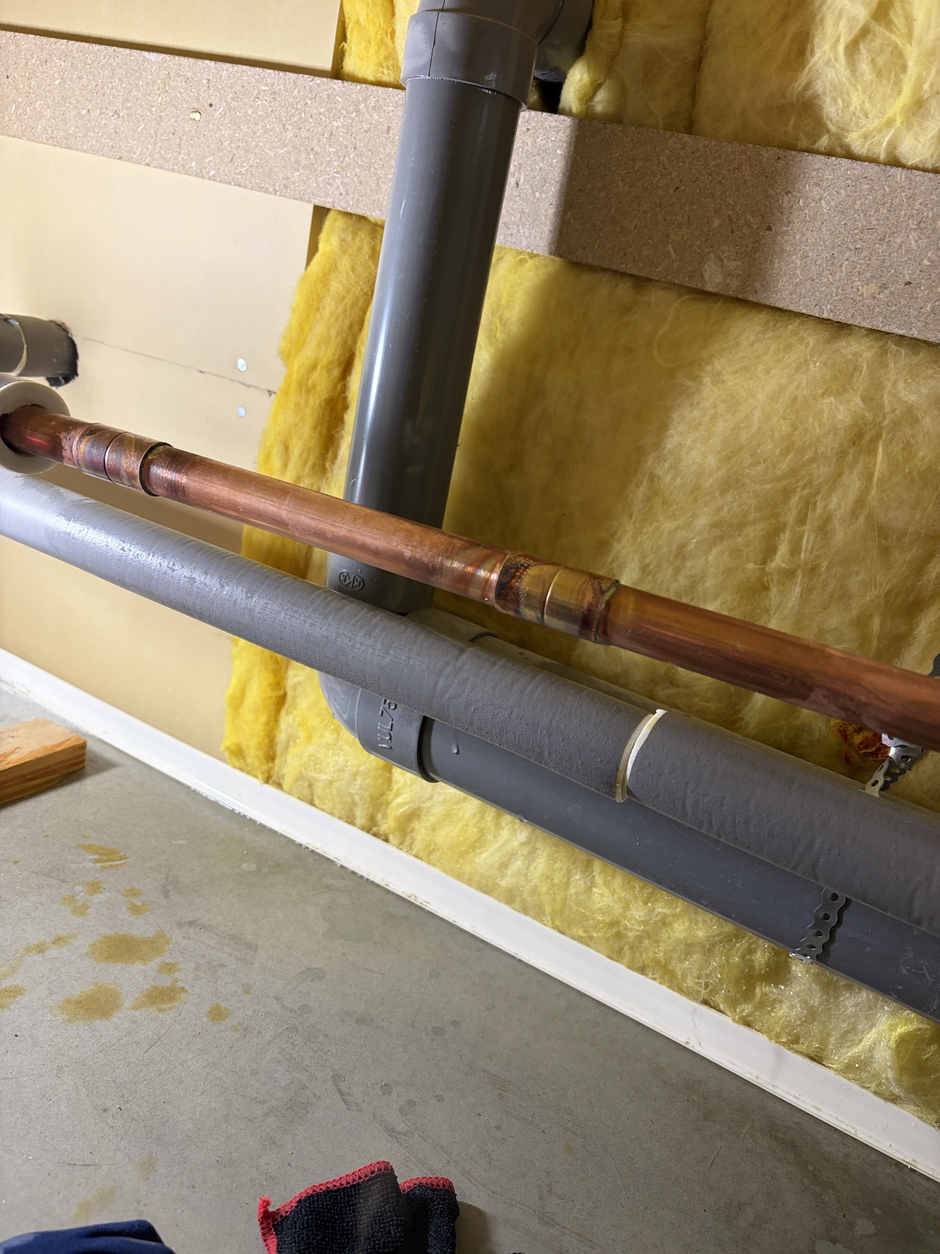 劣化による水道管修理後_コピー